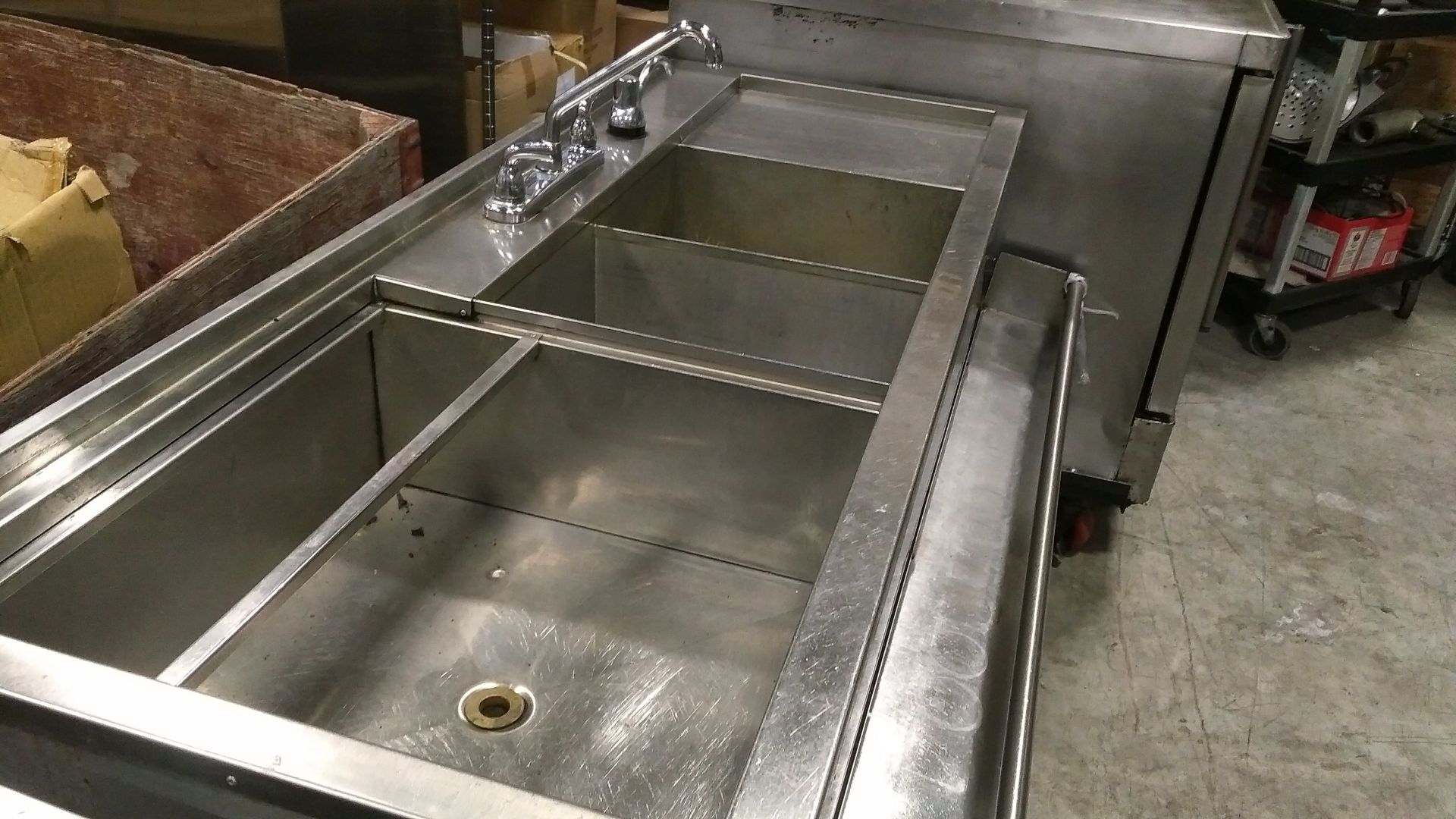 60" x 30" Bar Sink with Speed Rail - Image 6 of 7