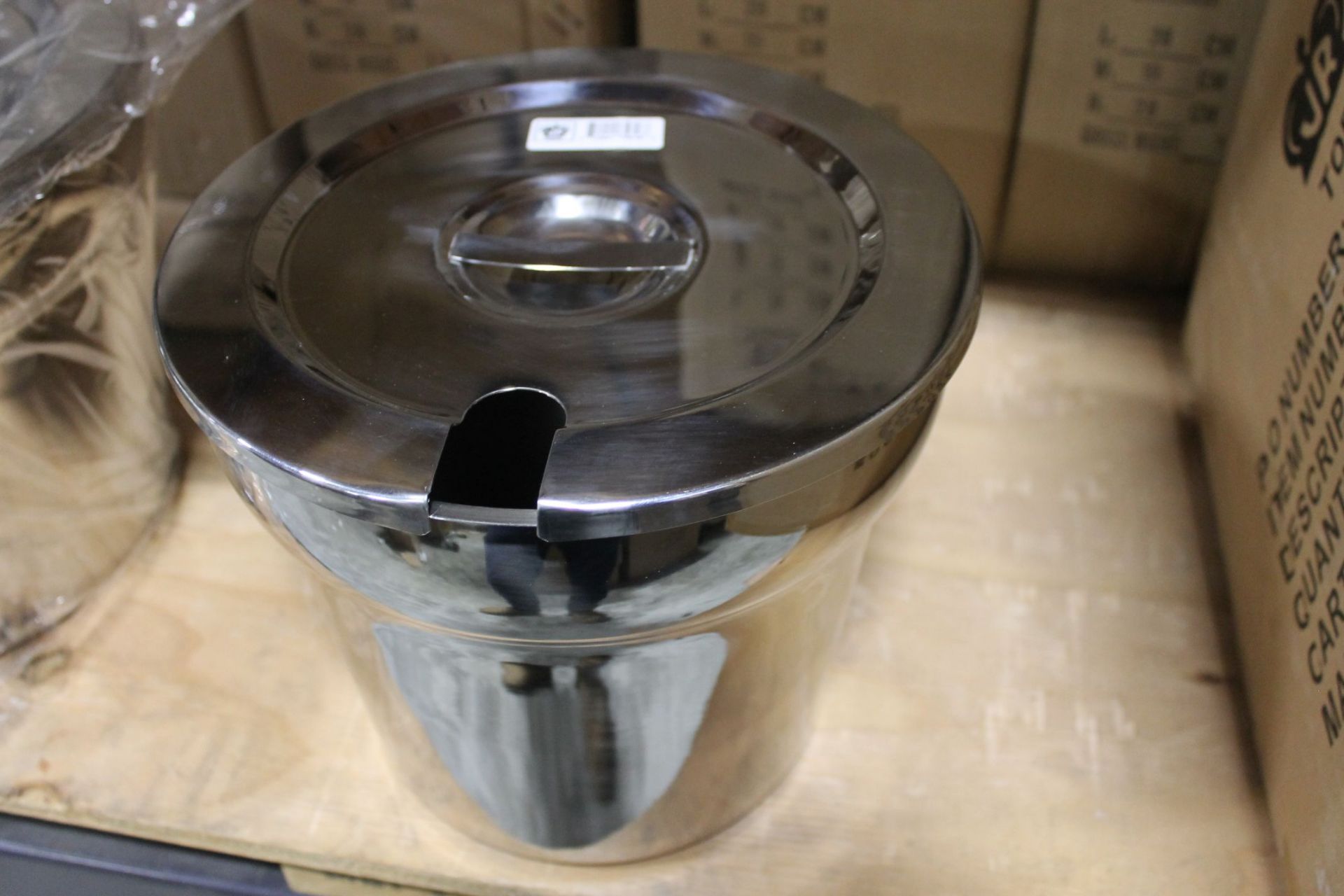7.25qt Round Stainless Insert, 8.5" Opening, Johnson-Rose 75808 with Lid