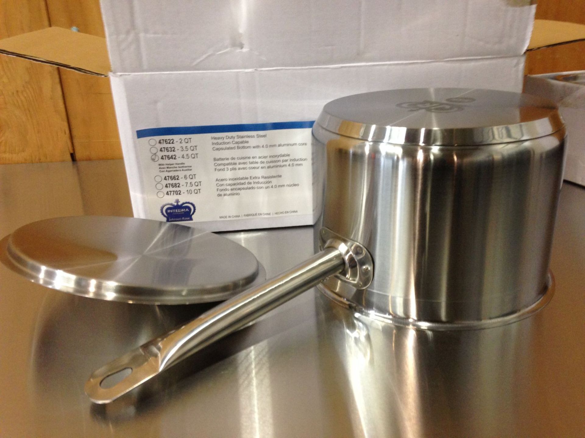 4.5qt Heavy Duty Sauce Pan Induction Capable - Image 3 of 4