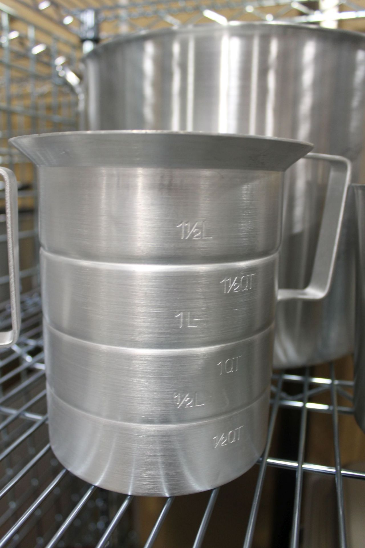 2qt Aluminum Bakers Wet Ingredient Measure, Johnson-Rose 6142