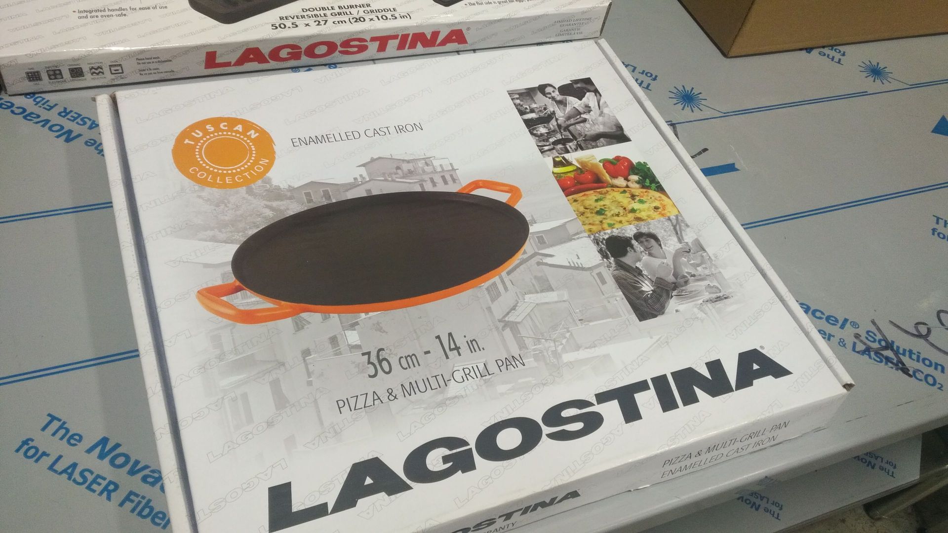 14" Lagostina Tuscan Pizza Pan