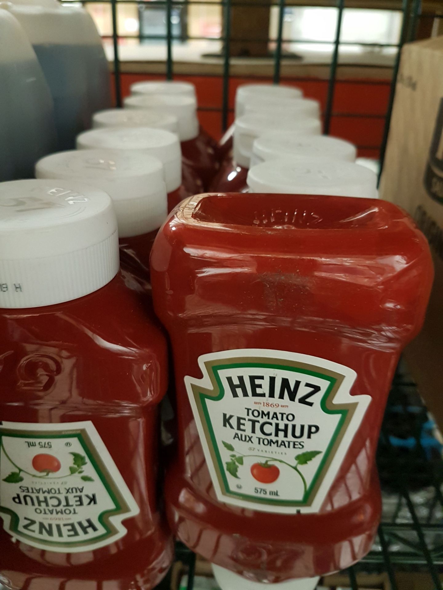 Heinz Tomato Ketchup - 12 x 575ml Squeeze Bottles - Bild 2 aus 2