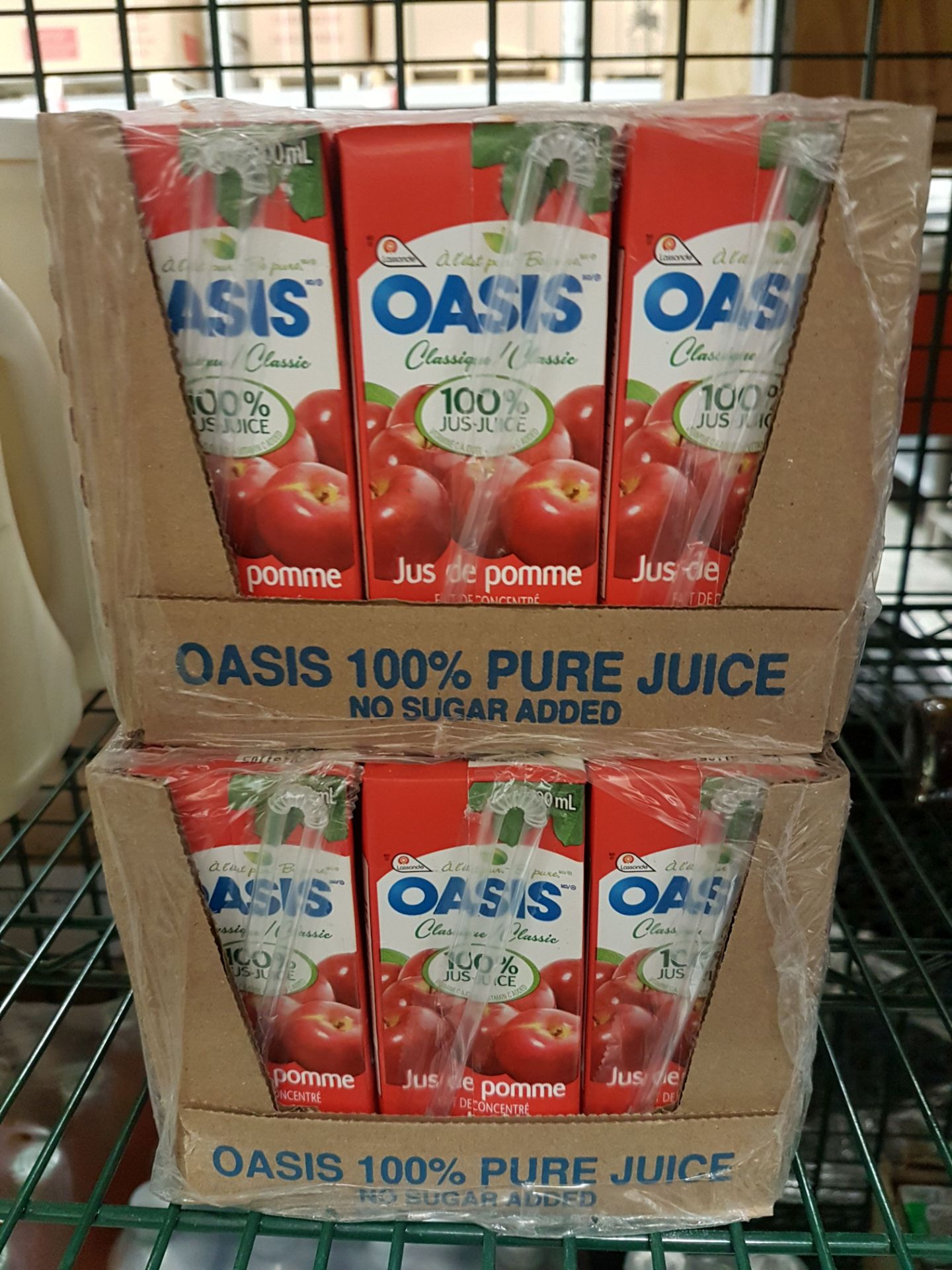 Oasis 100% Apple Juice - 60 x 200ml Juice Boxes