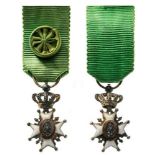 ORDER OF VASA Officer’s Cross Miniature. Breast Badge, gilt Silver, 16 mm, enameled (cracks),