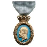 OSCAR II, SILVER JUBILEE MEDAL, FOR GUESTS 1897 Knight’s Cross, instituted in 1748. Breast Badge,