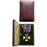 THE ROYAL VICTORIAN ORDER Commander’s Cross, 3rd Class, instituted in 1896. Neck Badge, 50 mm,