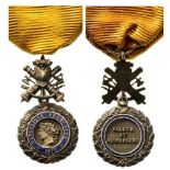 Military Medal 3rd Republic, instituted in 1852. Miniature Breast Badge, gilt Silver, 30x17 mm, both