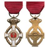 ORDER OF GEORGE I Knight’s Gold Cross, 4th Class, Miniature, instituted in 1915. Breast Badge, 25x17