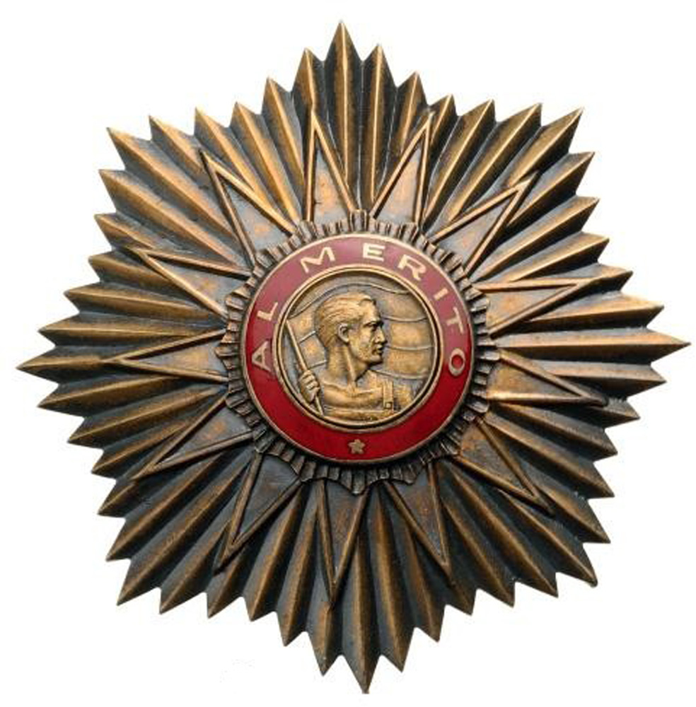 ORDER OF MAY 2nd Class. Breast Star, gilt Silver, 75 mm, enameled, central medallion gilt silver,