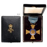 ORDER OF THE CROWN 4th Class, 2nd Model, 1869-1918. Breast Badge, 42 mm, bronze gilt, maker’s