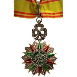 ORDER OF NICHAN AL IFTIKHAR  Commander's Cross, 3rd Class, Mohamed el Nacer (1906 - 1922). Neck