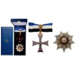 ORDER OF PRINCE HENRY THE NAVIGATOR Grand Officer's Set, 2nd Class, instituted in 1960. Neck