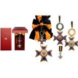 ORDER OF MERIT Grand Cross Set, 1st Class, instituted in 1927. Sash Badge, 50 mm, gilt Silver,