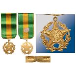Military Long Service Gold Medal, instituted in 1901 1st Class. Breast Badge, 28 mm, GOLD,