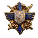 ORDER OF THE AERONAUTICAL VIRTUE, 1930 Officer 's Cross with Swords, 2nd Model for Military in