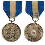 Paraguyan War Medal, instituted in 1866 Breast Badge, silver, 27 mm, original suspension ring and