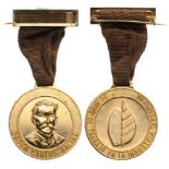 Carlos Balino Order for 30 years of Work in the Tobacco Industry Breast Badge, 40 mm, gilt Bronze,