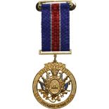 Distinguished Service Medal, instituted in 1955 Breast Badge, 42 mm, GOLD, 34.6 g, maker’s mark “N.