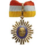 ORDER OF SIMON BOLIVAR Commander’s Cross in GOLD, 3rd Class, instituted in 1880. Neck Badge, 59x48