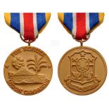 LUZON CAMPAIGNS MEDAL, INSTITUTED IN 1948 Breast Badge, 37 mm, bronze gilt, original suspension ring