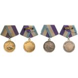 Lot of 2 Medal for Constructor of Nuclear Plants 1st and 2nd Classes. Breast Badges, 30 mm, gilt and
