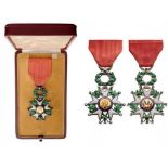 ORDER OF THE LEGION OF HONOR Deluxe Knight's Cross, 5th Class, 4th Republic, instituted in 1802.