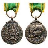 Cinco Centenario Da Republica Medal Miniature, 1889 - 1939 Breast Badge, 16 mm, silvered Bronze,