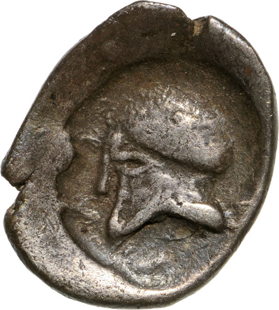 Male head left / corinthian helmet left. SNG MÃ¼nchen 356. VF, dark patina - Image 2 of 2