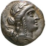 Head of Apollo right / Lyre, ??????, M-Y, ear. Troxell 34.1; EF