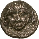 Head of Apollo facing / Head of lion left. Klein 507. VF