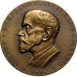 Medal 1935, signed, Bronze (59 mm, 106.34 g). UNC