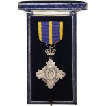 MERCHANT NAVY WAR CROSS