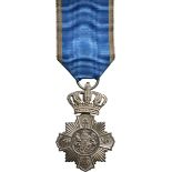 Cross of Faithfull Service, 1st Type, Civil, 2nd Class, instituted on the 8th of April 1880.