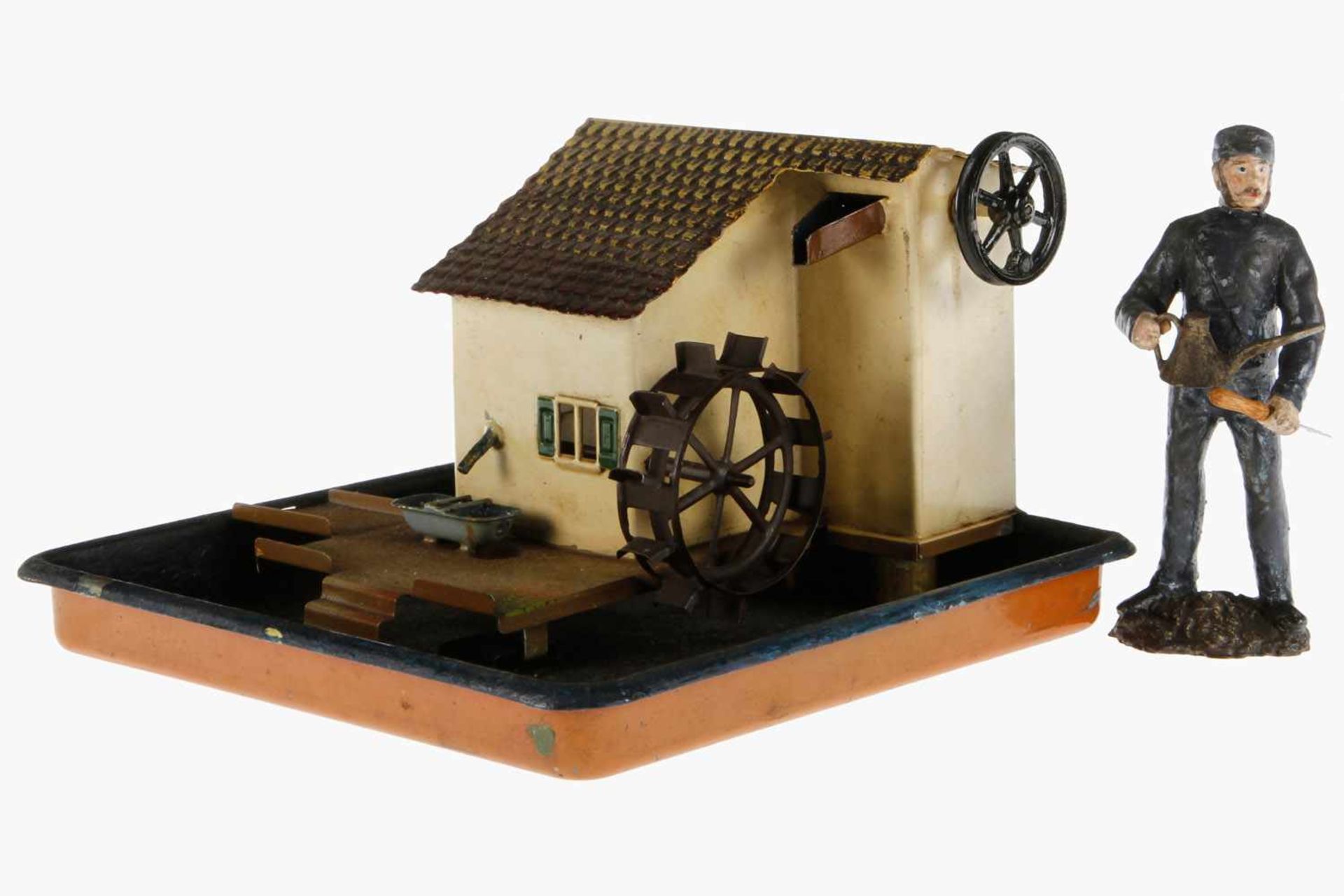 Märklin Wassermühle, mit Teich und Schiff, HL, Beckeninnenseite nachlackiert, L 19, guter Zustand