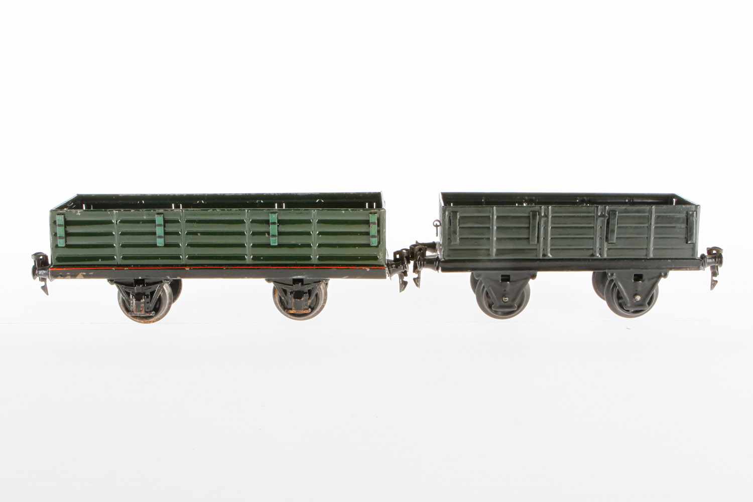 2 Märklin Planewagen, S 1, HL, NV, 1 ÜL, LS, L 20 und 24, bespielt