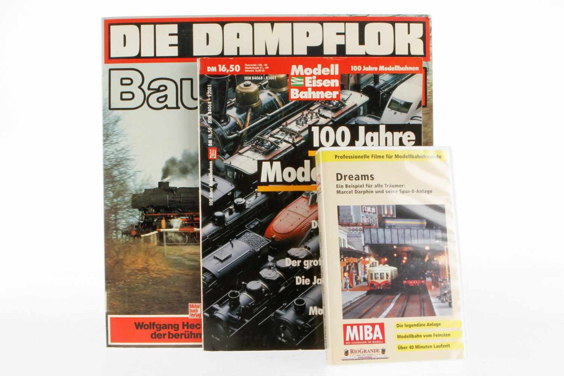 Stereo-Tondokumente und Bildmagazin "Die Dampflok Baureihe 01", Magazin "100 Jahre Modellbahnen" und