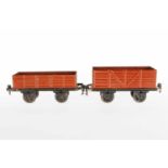 2 Märklin Güterwagen, S 1, HL, LS und gealterter Lack, L 19,5, Z 2-3