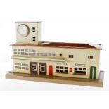 Märklin Bahnhof 2012 UB, HL, mit echter Uhr, Fahnenstange fehlt, LS, L 47,5, Z 2-3 19.50 % buyer's