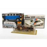 3 Modellfahrzeuge, 1/25, darunter Maisto, Revell und Paya, je im OK, Z 2 19.50 % buyer's premium