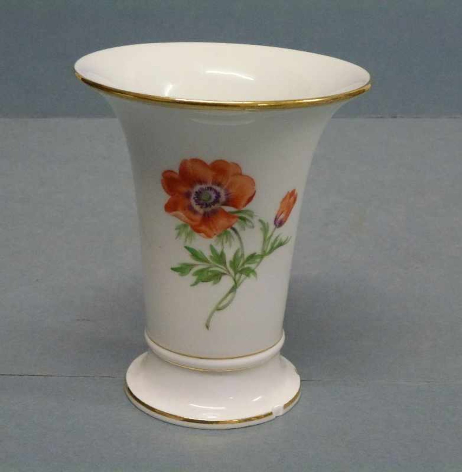 Vase, Meissen Trompetenform, Deutsche Blume, Fuß mehrf. best., H 16,5 cm