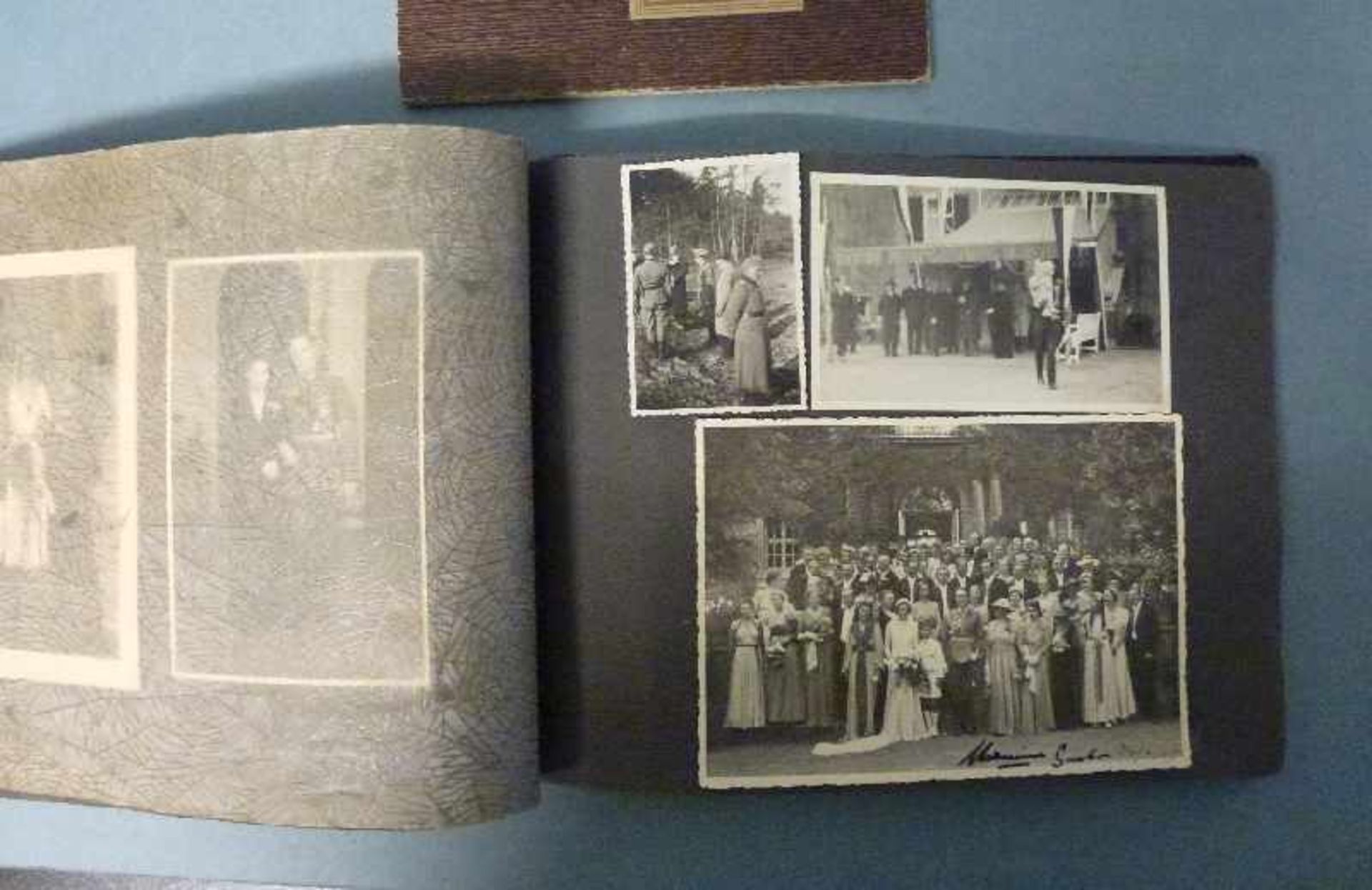Fotoalbum Kaiser Wilhelm II Album d. Köchin im Hause Doorn (1938-'41), ca. 100 überw. bez. u. dat. - Bild 3 aus 4