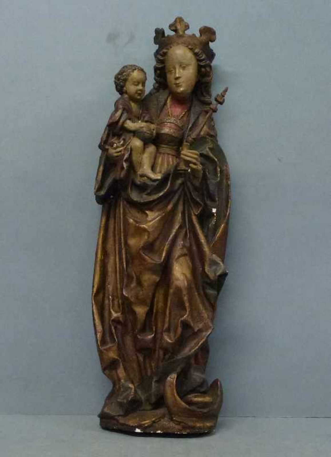 Mondsichel-Madonna, 19/20.Jh. Gipsabguss einer gotischen Madonna mit Jesuskind auf dem Arm, H 73 cm