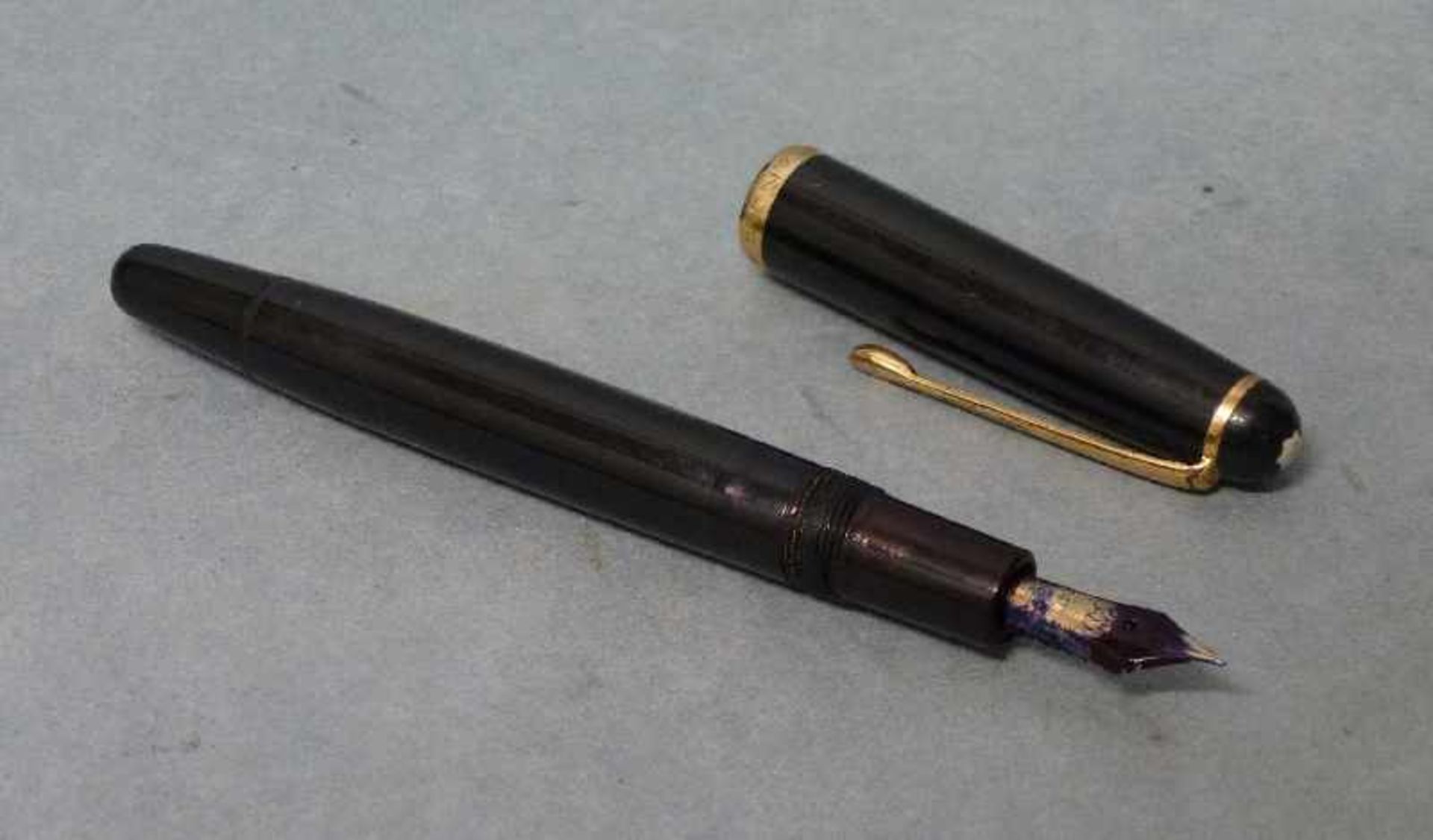 Montblanc-Füller 344, 1950er Jahre, 585er Goldfeder kleinere Gebrauchsspuren, beil. 4- - Bild 2 aus 4