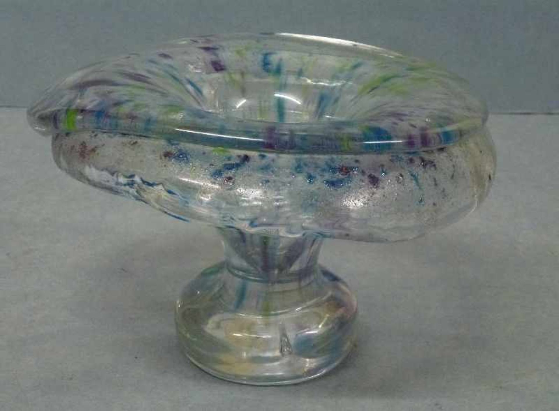 Vase, Helena Tynell, Riihimaen Lasi O.Y. pilzförmig, farbige Einsprengsel, Ritzsign., H 11 cm
