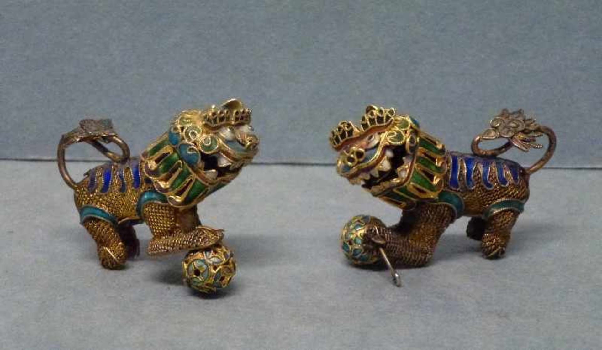 Paar Fo-Hunde, China Metall, emailliert, Kopf beweglich, H 4 cm