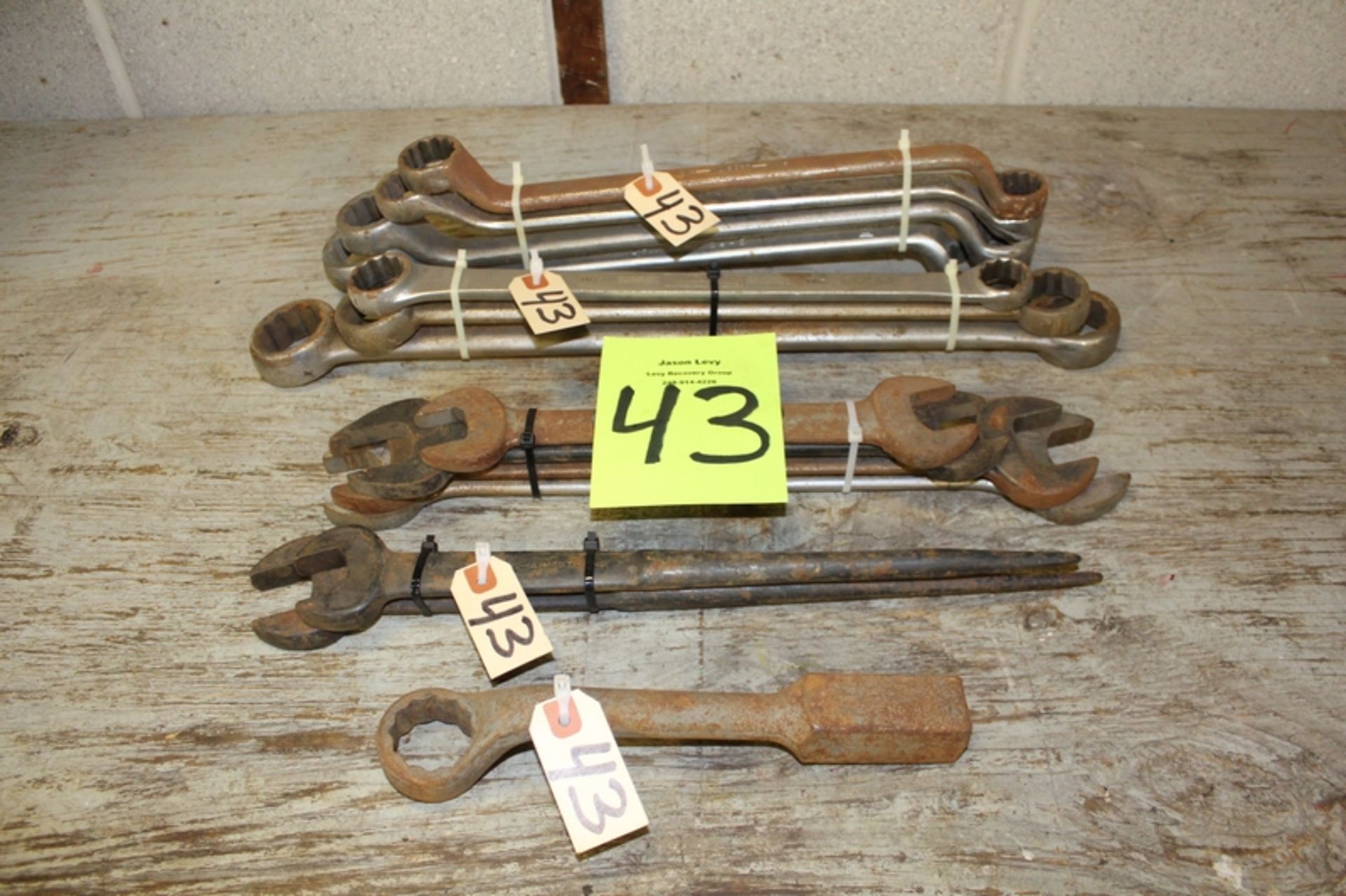 Lot of Heavy Duty Wrenches - Image 5 of 7