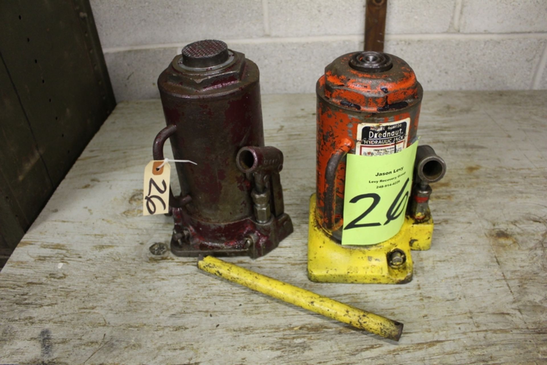 Lot of (2) 20 Ton Hydraulic Bottle Jacks