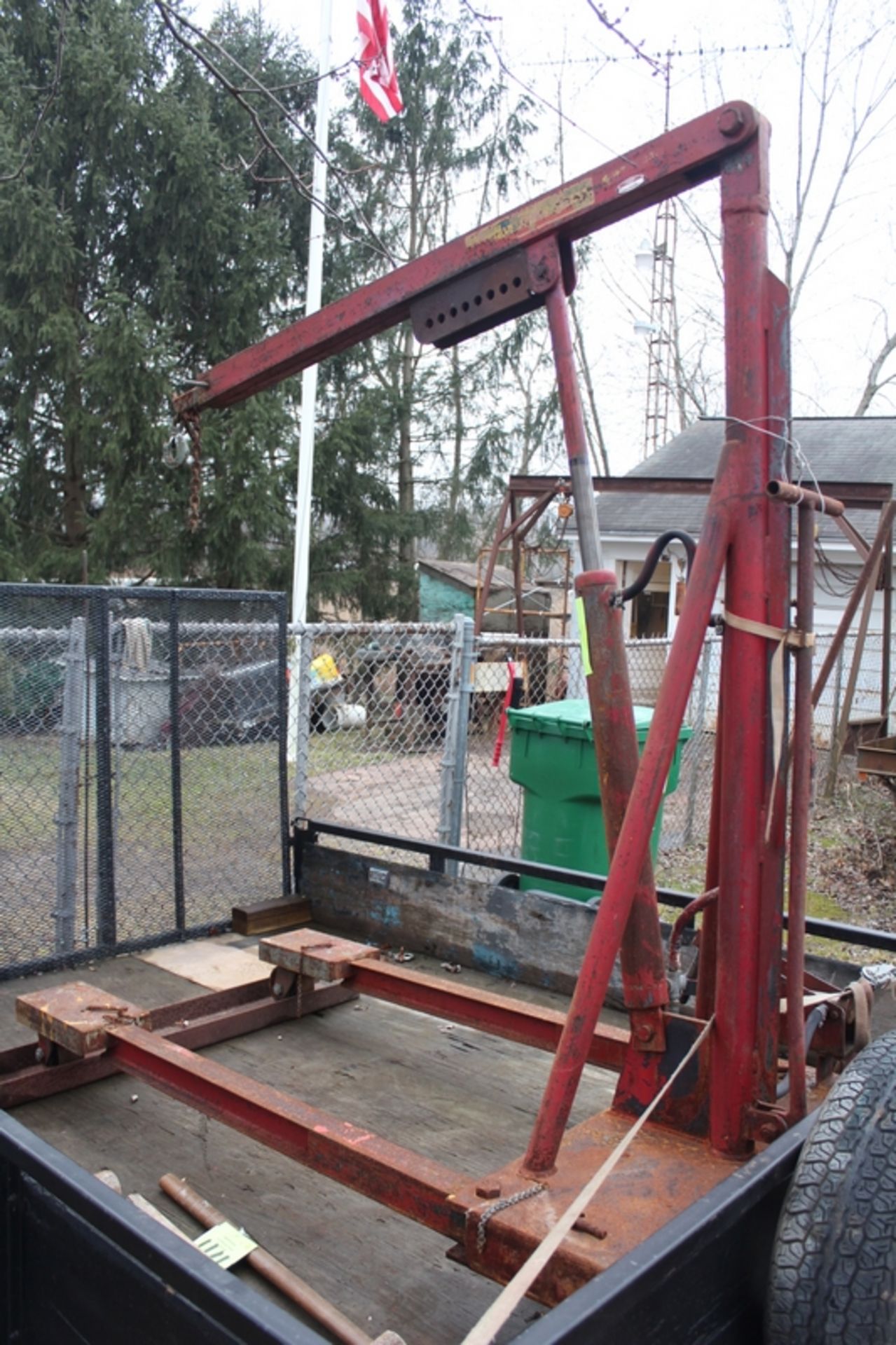 Stratton Hydro-Crane Portable Hydraulic Shop Crane - Image 4 of 4