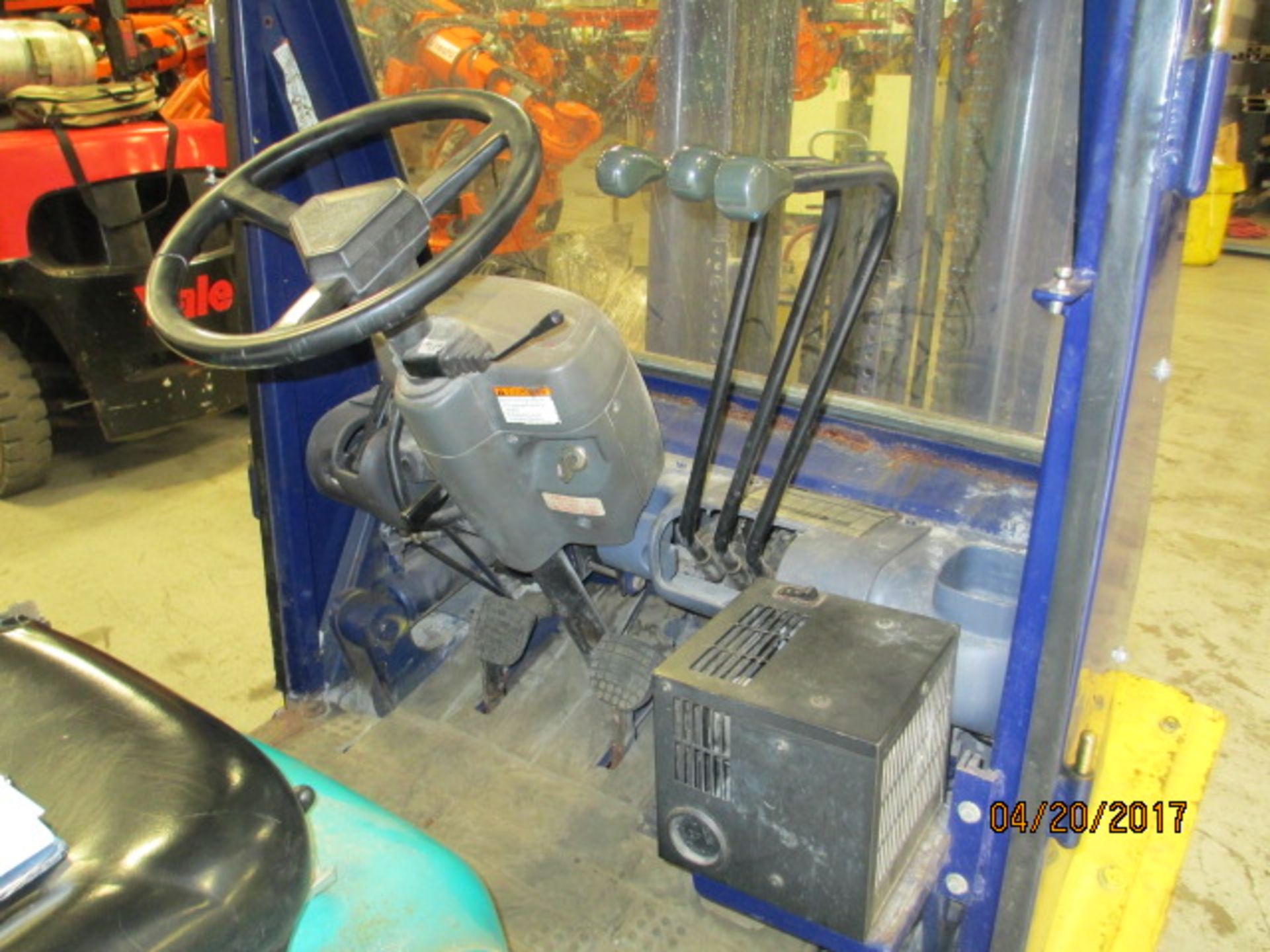 5,550 LB Kamatzu Fork Lift - Image 3 of 5