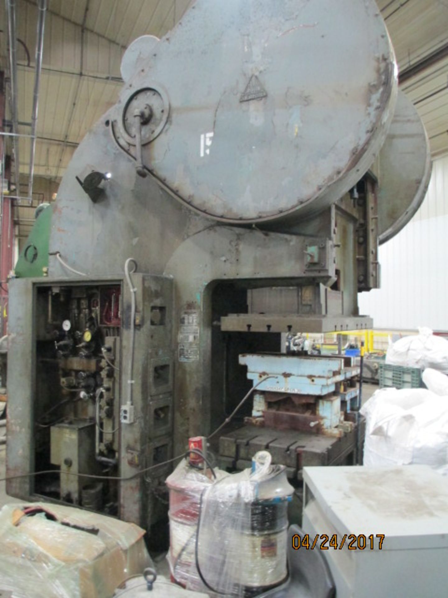 Clearing Model OBS2-150-60- 30, 150 Ton Gap Frame Press